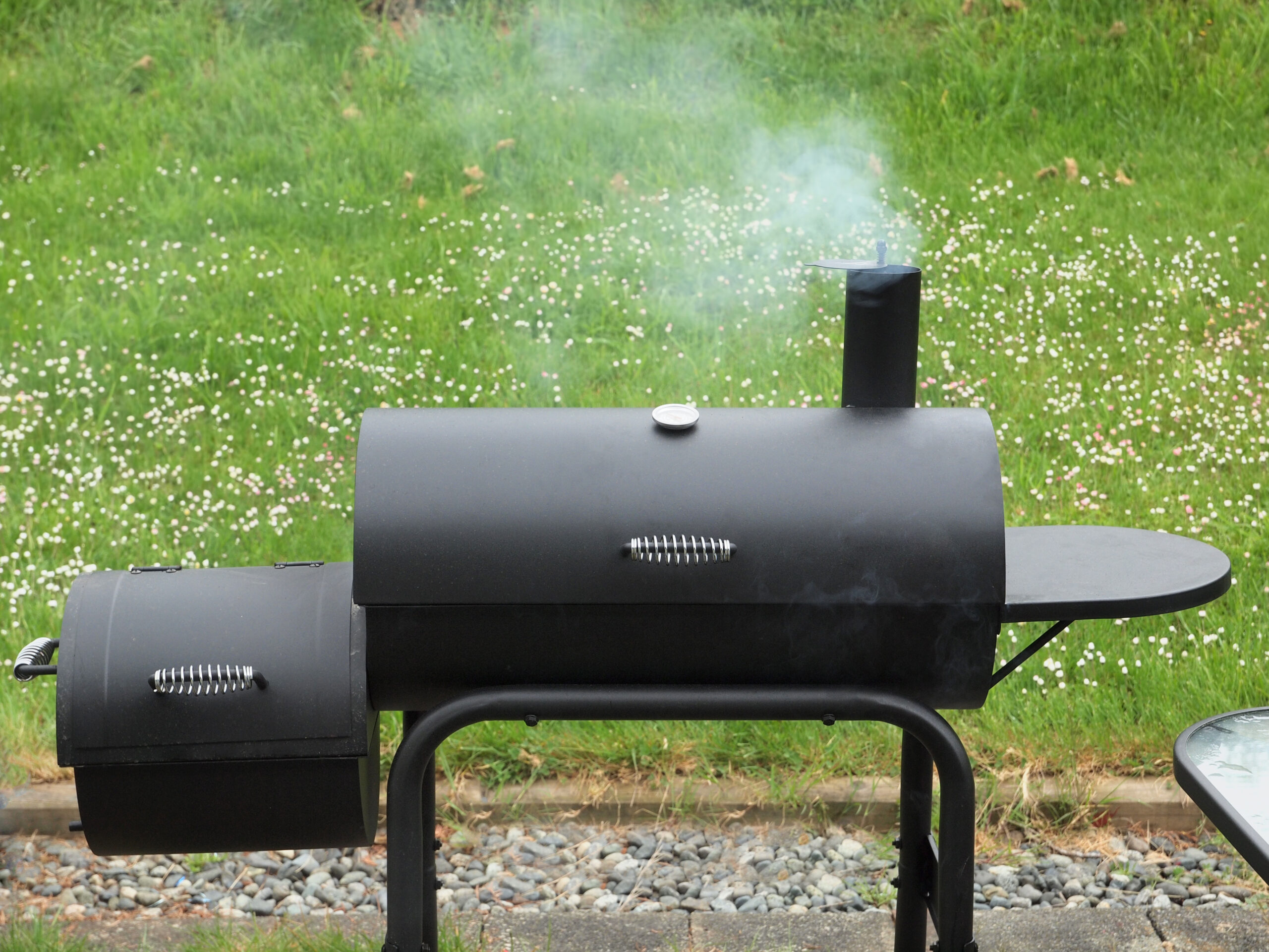 This high-quality smoker, expertly designed for wood-fired mastery, ensures your turkey emerges tender, juicy, and bursting with smoky goodness.